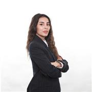 Insegno Diritto, Italiano e Storia con passione, rendendo ogni lezione stimolante, chiara e coinvolgente!